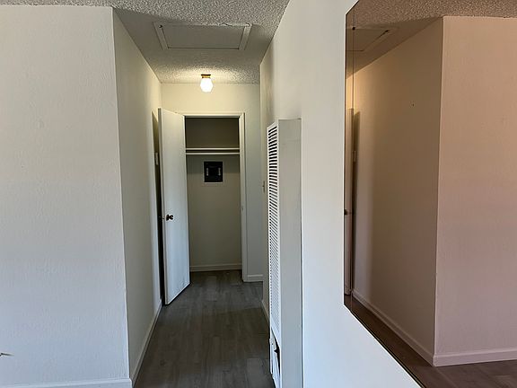 5th image of 8096 Greenridge Dr Unit C