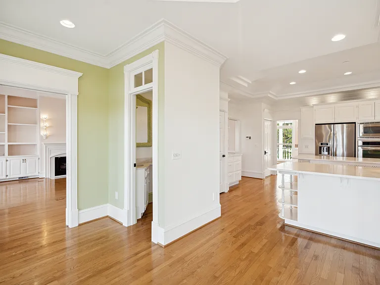 835 Bridge Point Cir — Photo 27