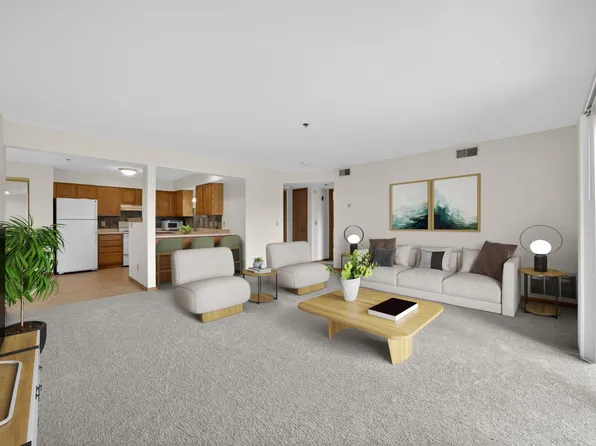 1826 Deerhaven Ln NE APT 16, Rochester, MN 55906