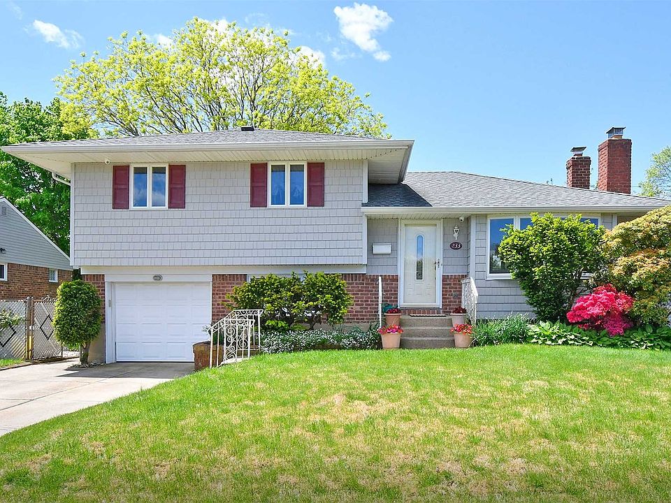 1st image of 233 Floral Ave