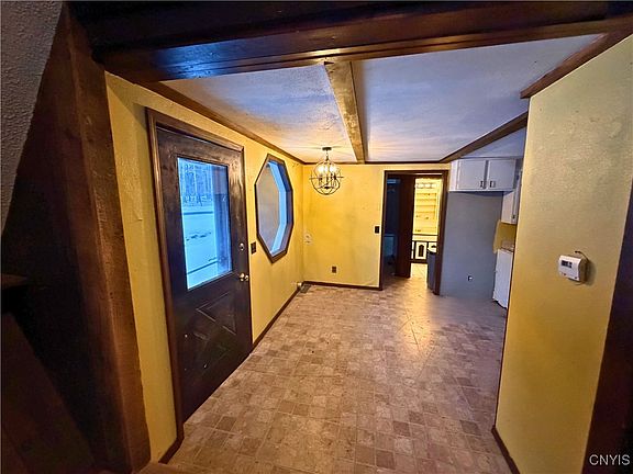 5th image of 7777 Hallenbeck Rd