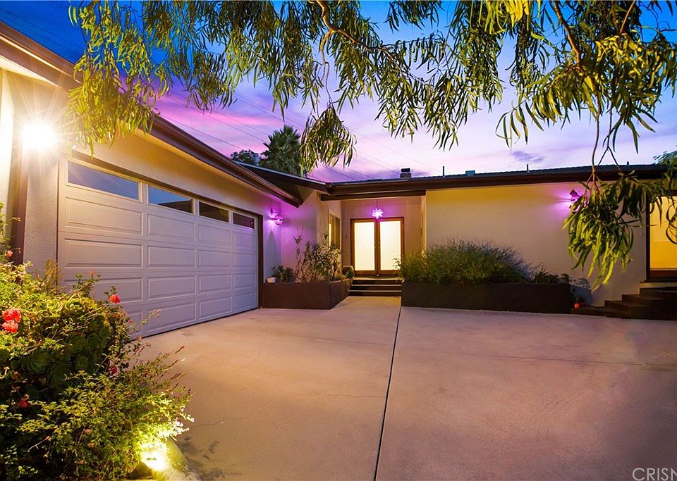 1st image of 3014 N Longdale Ln