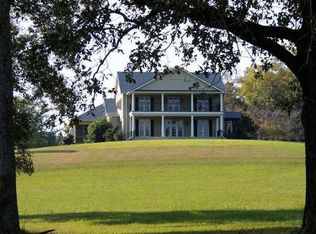 636 Freeman Cir, Benton, TN 37307