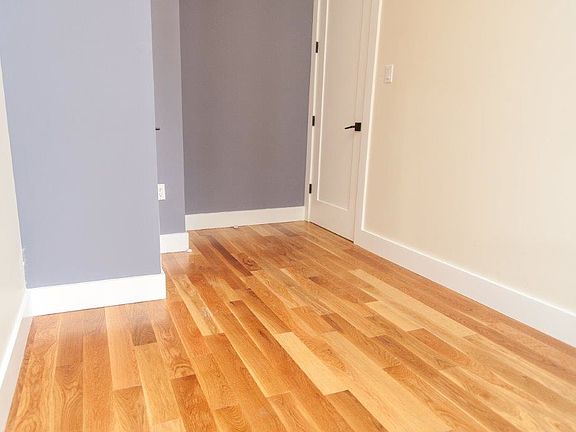 5th image of 1426 Dekalb Ave #2LDR