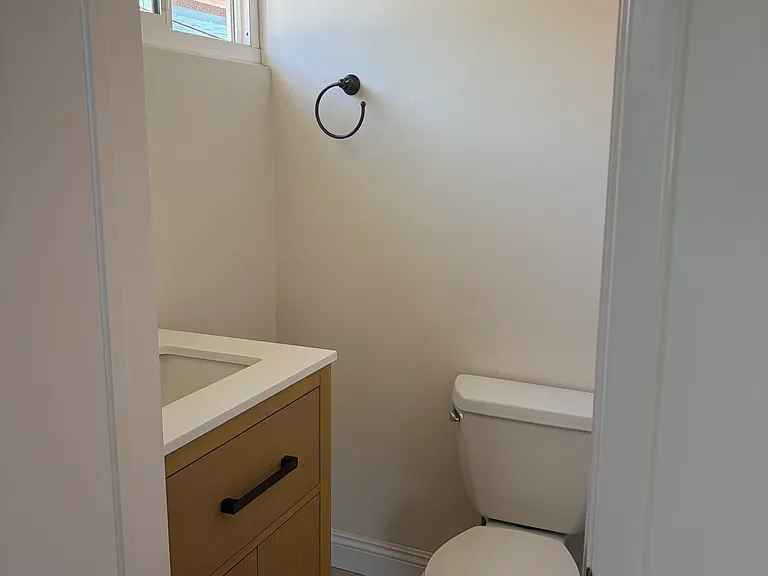 429 1/2 Begonia Ave — Photo 21