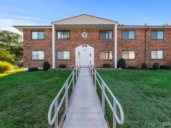 7904 Camelot Ln APT 4, Saint Louis, MO 63123