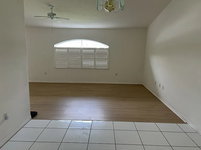 2 Lamar Ln — Photo 9