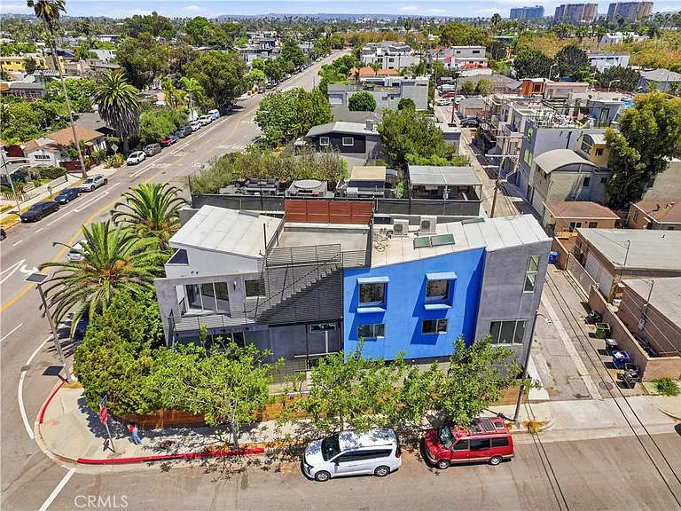 404 Grand Blvd — Photo 57