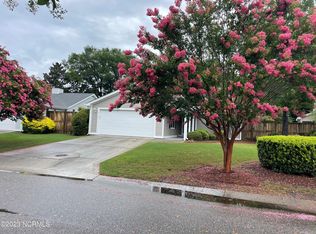 909 Royal Bonnet Dr, Wilmington, NC 28405