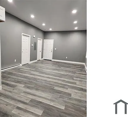 2 bed, 1300 sqft, $2,200 — Photo 4