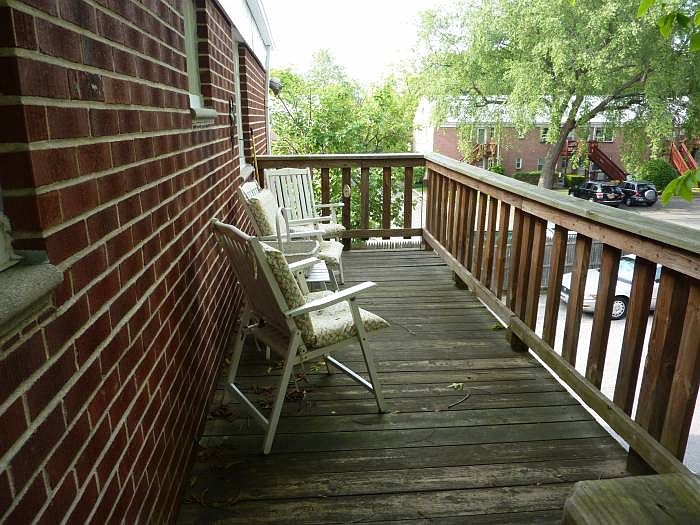 2nd image of 32 Courtland Ave APT 3