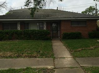 8215 Rockhill St, Houston, TX 77061