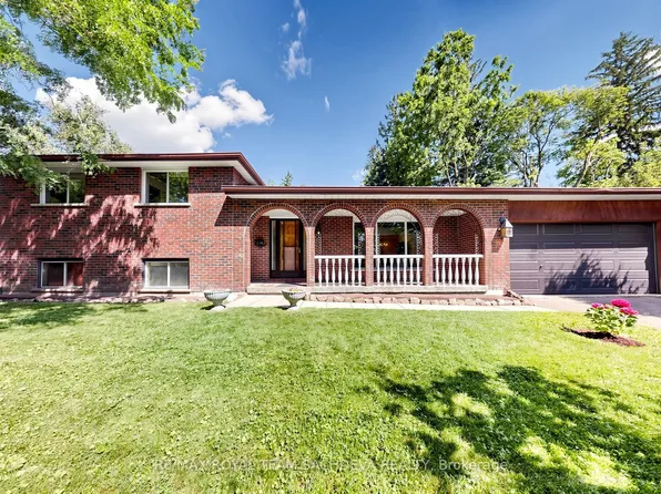 68 Fergalea Ave, Toronto, ON M1E 3L6