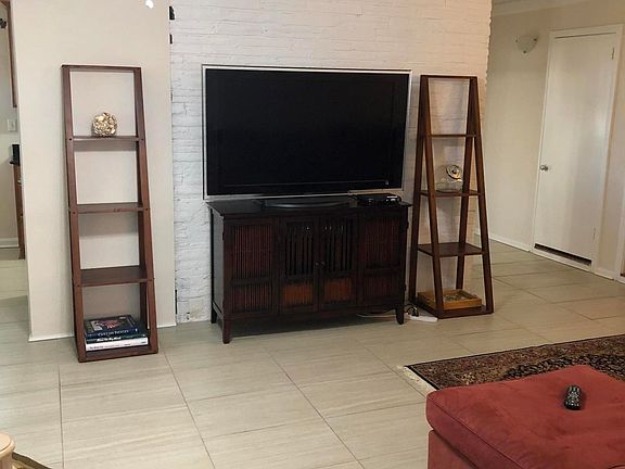 5th image of 52 San Juan Dr