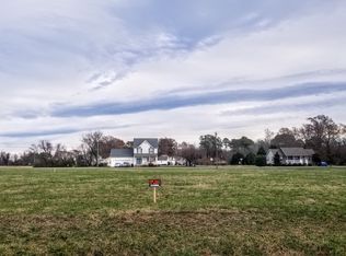 4 Beacon Ct, Montross, VA 22520