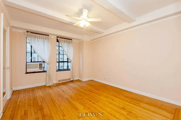 Rented by Town Residential | media 4