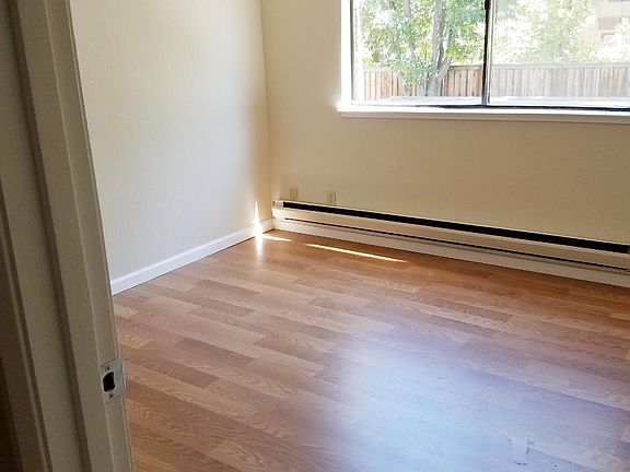 4th image of 930 Kiely Blvd Unit F