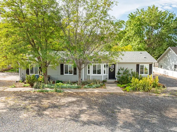 1217 W Topaz Rd, Saint George, UT 84770