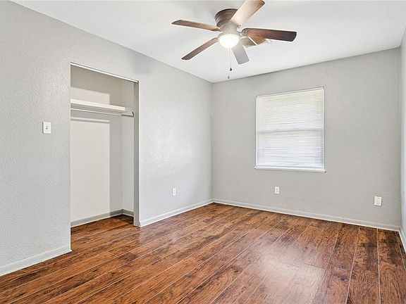 4th image of 307 Alexander Dr
