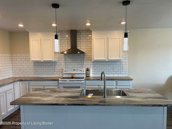 4th image of 1141 Jerry Ln