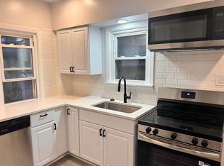 3437 North Ave, Parma, OH 44134