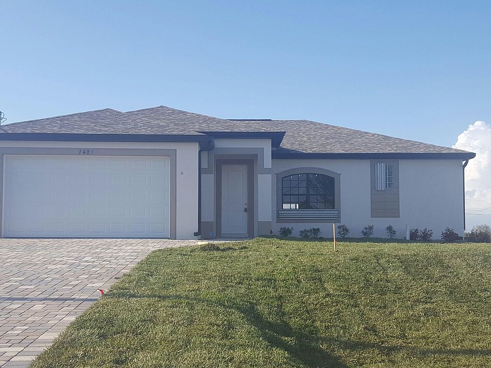 1st image of 4020 NE 10th Pl