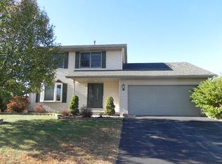 2820 Clines Ford Dr, Belvidere, IL 61008