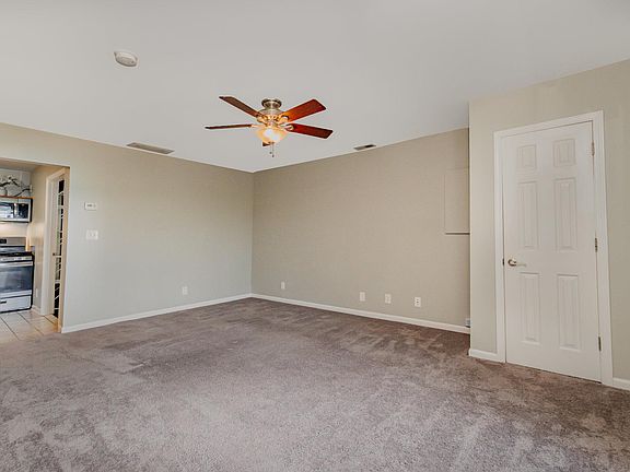 5th image of 2305 Maryland Ave #A