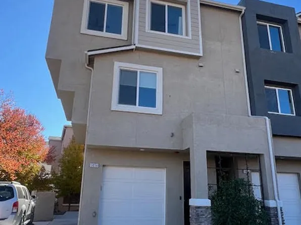 3056 Sterling Ridge Cir, Sparks, NV 89431