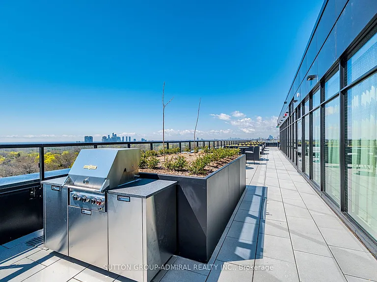 1660 Bloor St W #803 — Photo 31