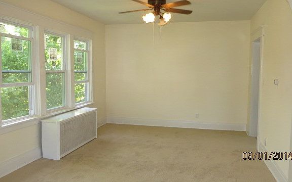 4th image of 217 Easton Ave