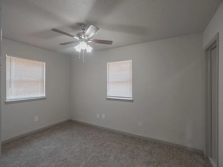229 Bainbridge Rd — Photo 21