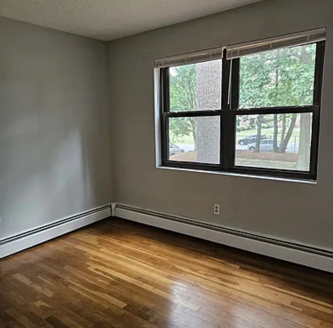 2 bed, 892 sqft, $2,200 — Photo 3