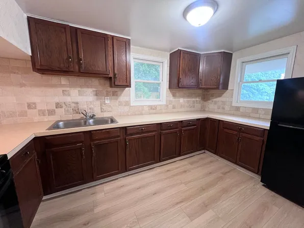 512 Grand Ave NE #2, Grand Rapids, MI 49503