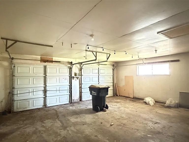 1410 S Circle St — Photo 18