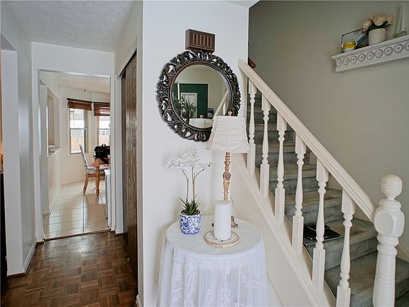 5th image of 3 Freshfield Rise