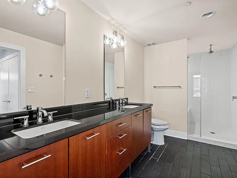 603 Davis St #1307 — Photo 15