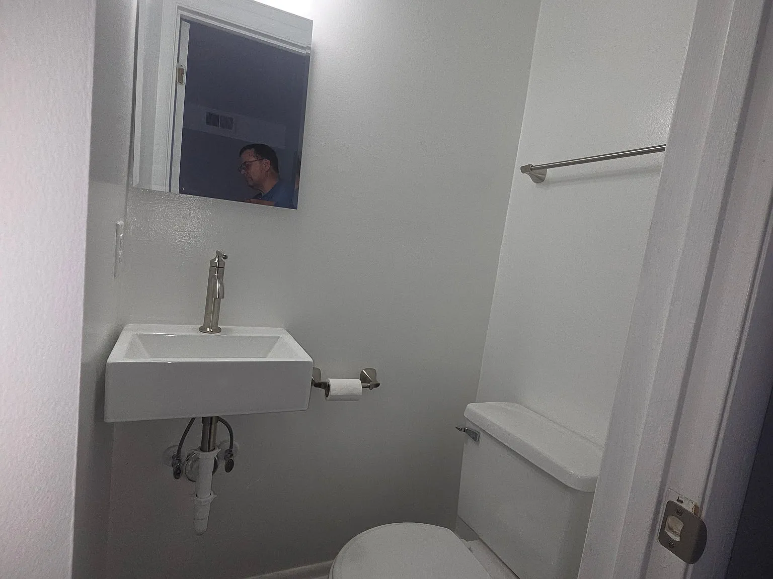 2 bed, 1.5 bath, 990 sqft, $1,495 — Photo 4