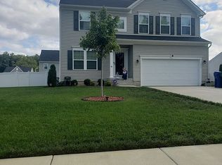 575 Colony Rd, Newport News, VA 23602