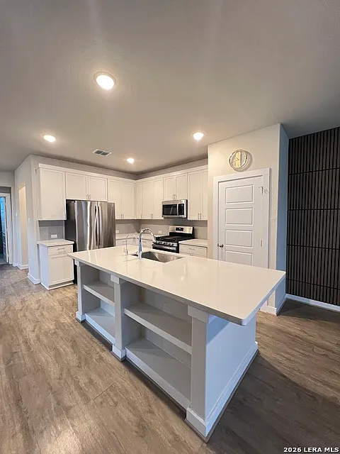 3 bed, 2.5 bath, 1656 sqft, $1,995 — Photo 4