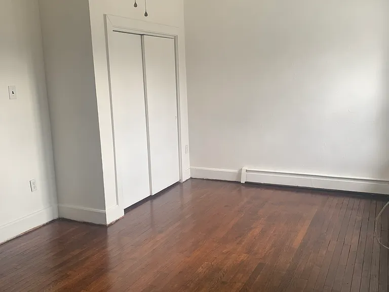 120 Spruce St #B — Photo 11