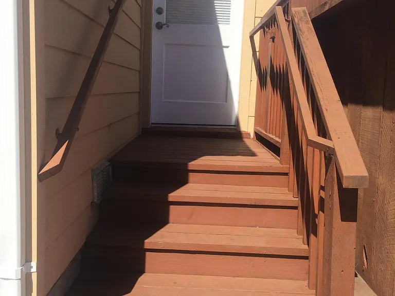 710 Olive Ave #HOUSE — Photo 3