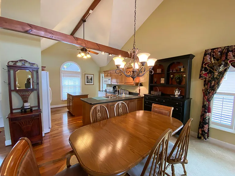 662 Waters Edge Cv — Photo 15