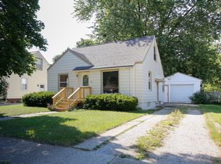 913 Griffith St, Sturgis, MI 49091