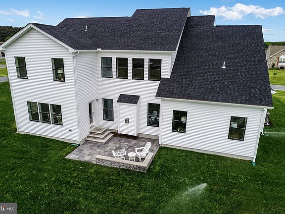 5th image of 32817 Almwick Ln
