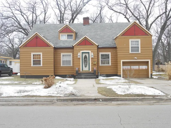 3311 Peck St, Muskegon Heights, MI 49444