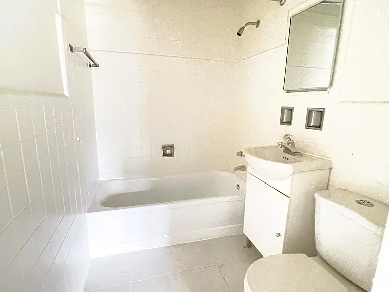 15 Orton Park Rd — Photo 7