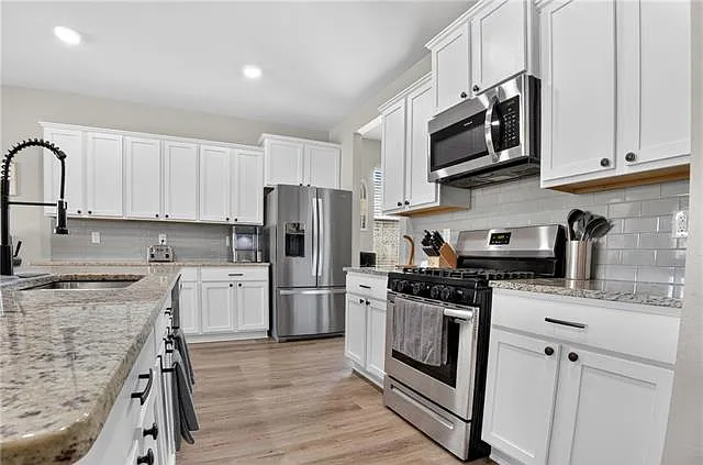 7905 Camellia Bud Ct — Photo 9