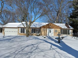 2961 Chamberlain Rd, Akron, OH 44333