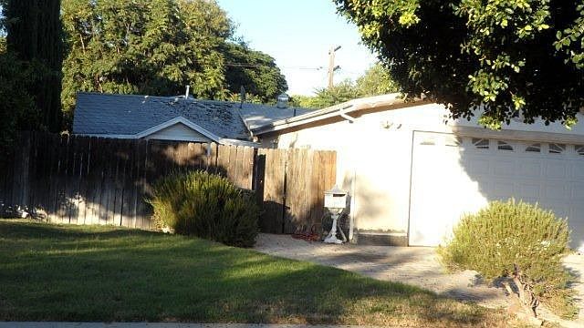 1st image of 450 N Orchard Dr